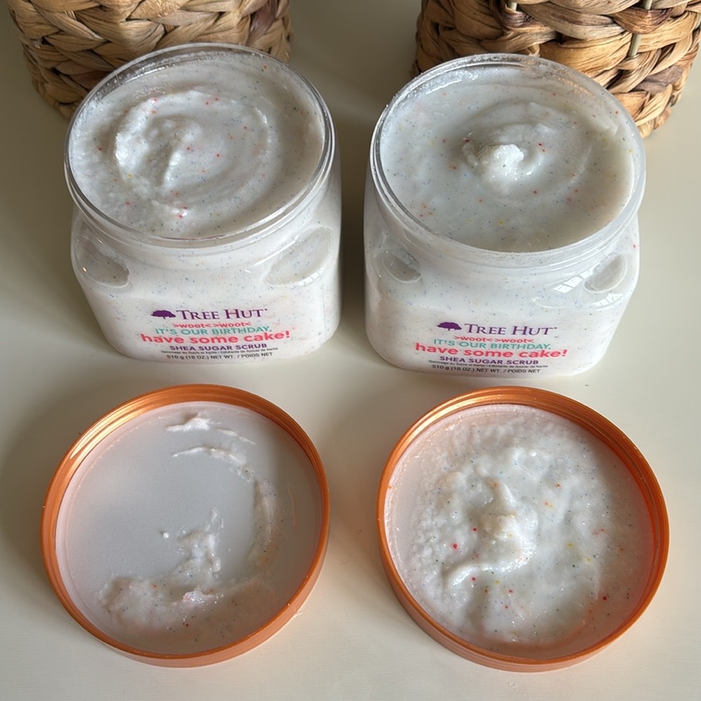 Birthday Cake Tree Hut Shea Sugar Scrub Set - Picture 4 of 5